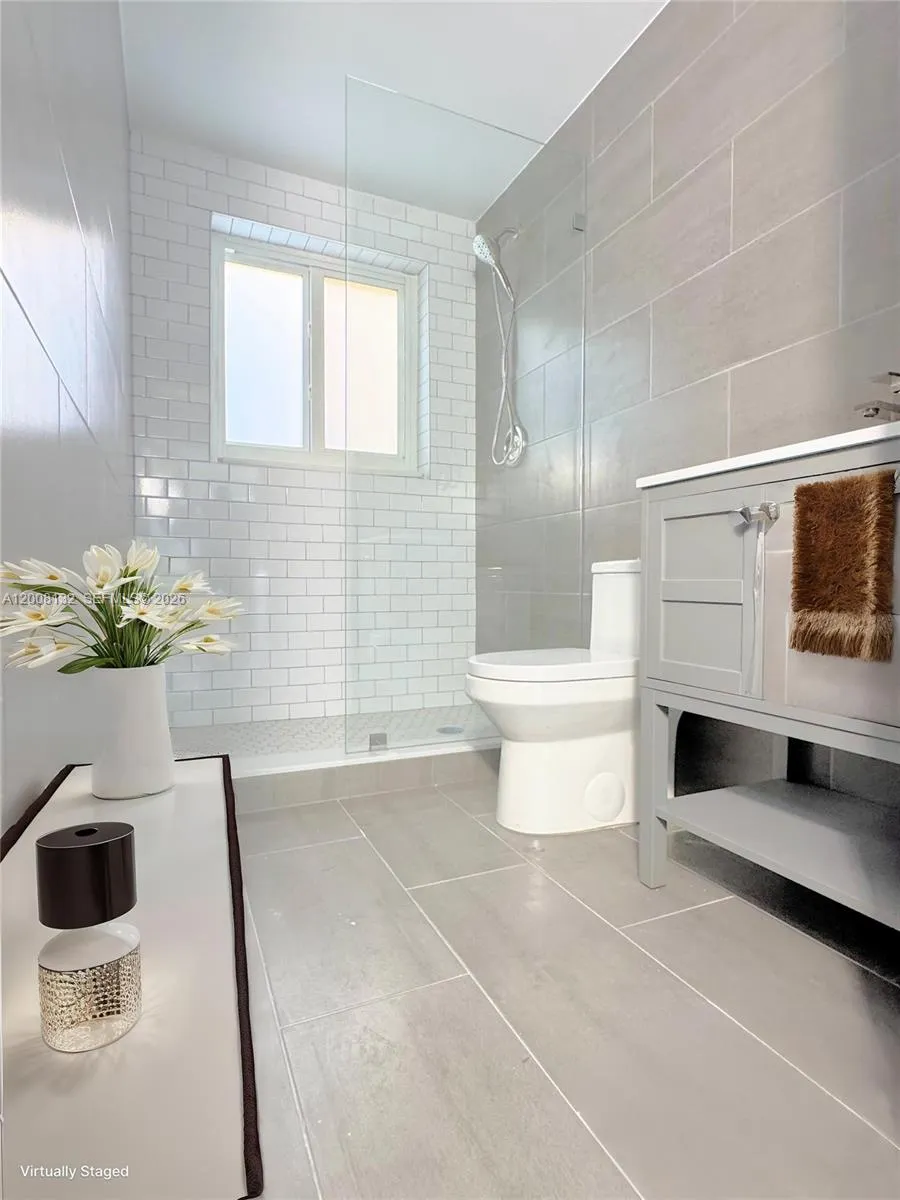 7325 Byron Ave # 3, Miami Beach FL 33141