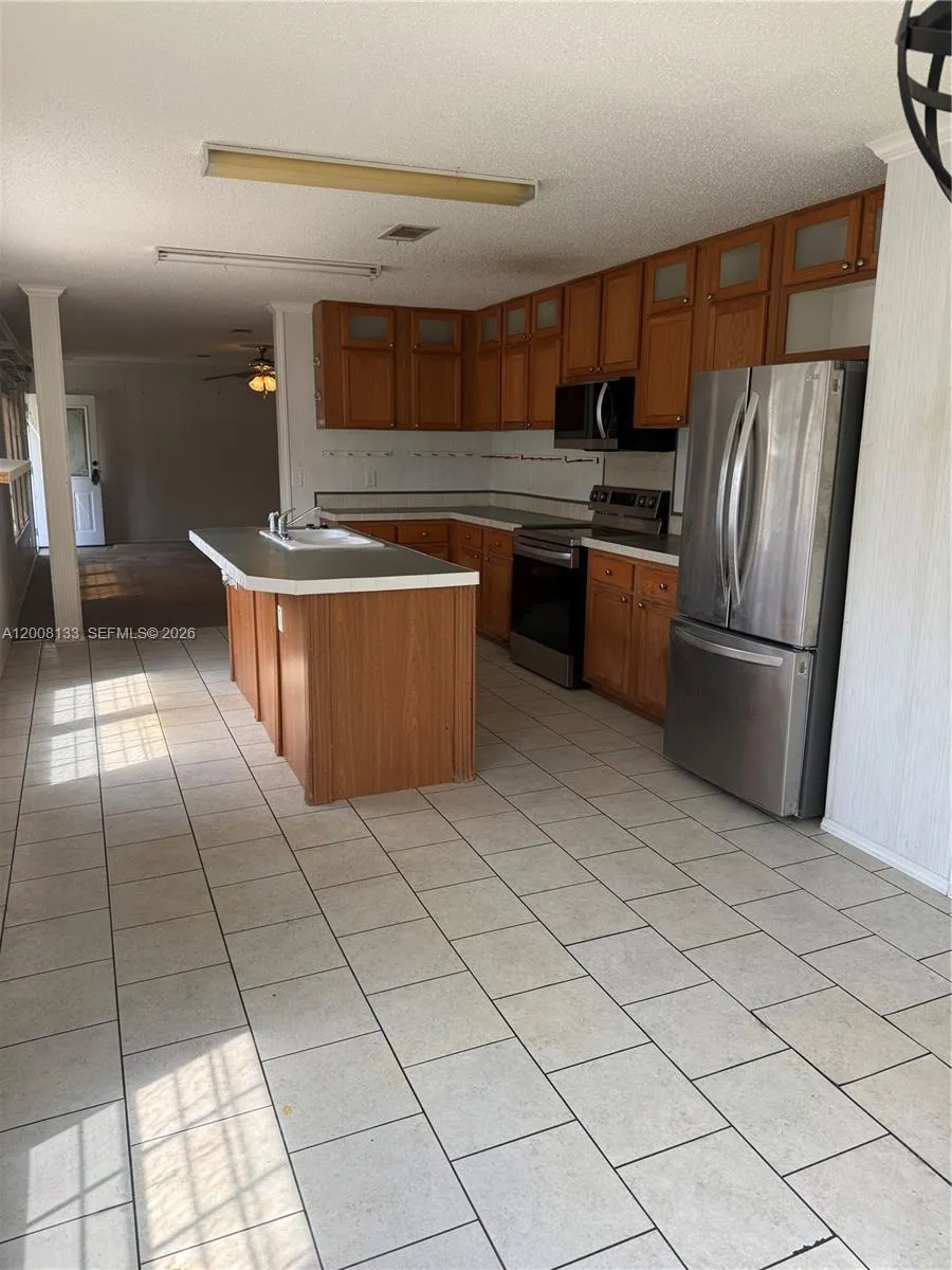 1660 Evans Rd., La Belle FL 33935