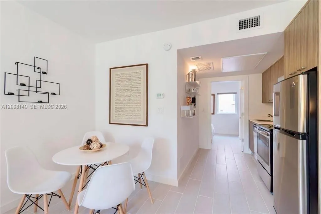 740 Meridian Ave # 14, Miami Beach FL 33139