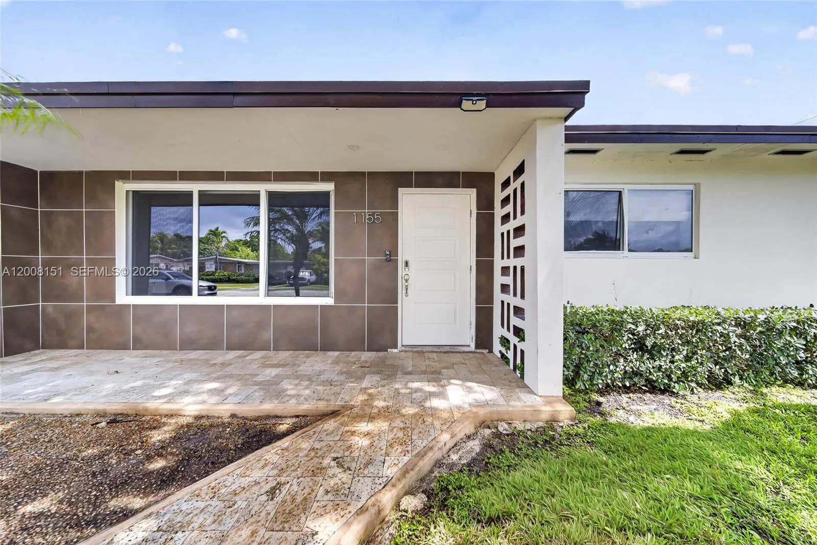 1155 NE 184th St, Miami FL 33179