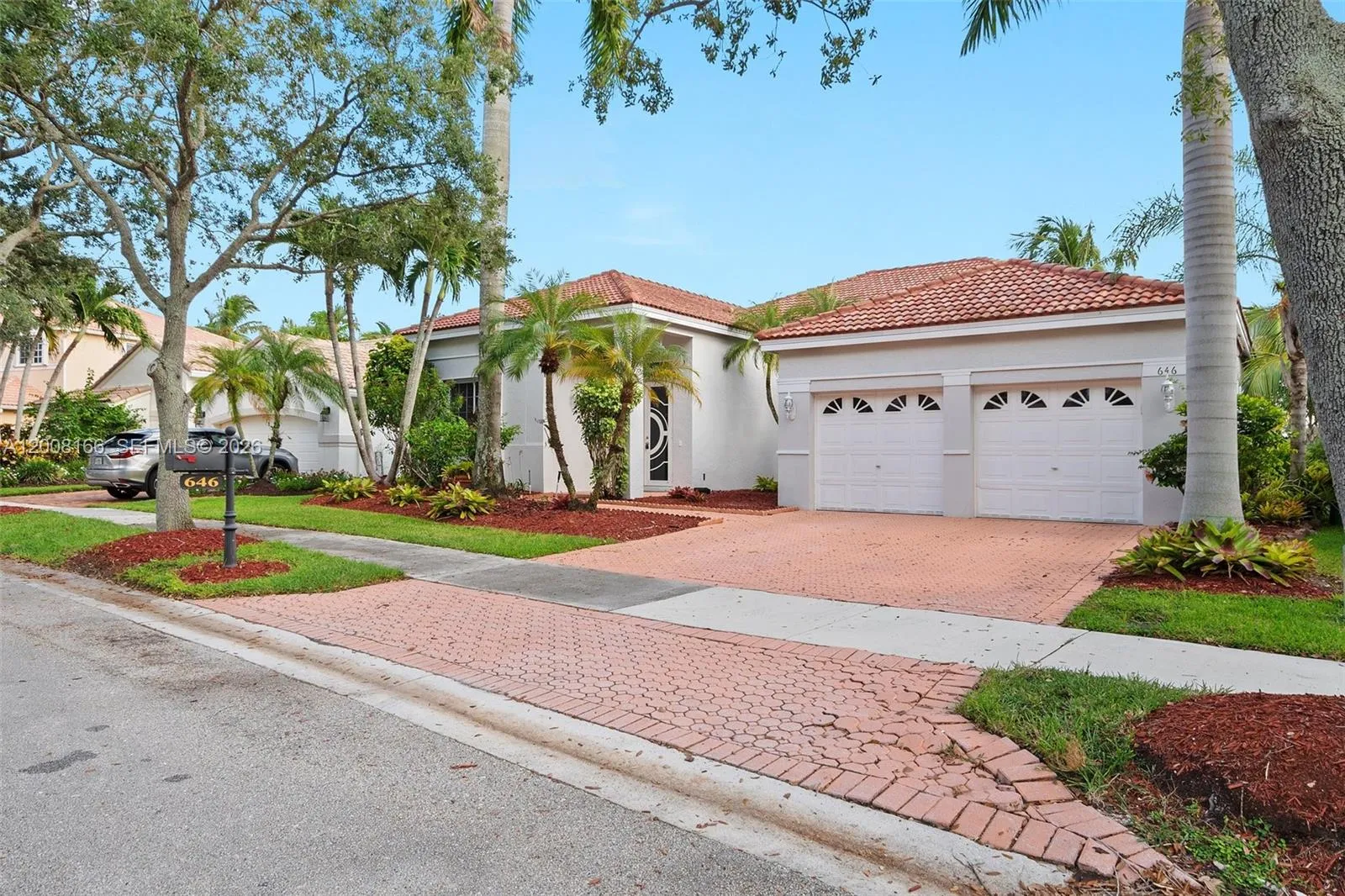 646 Heritage Dr # 646, Weston FL 33326