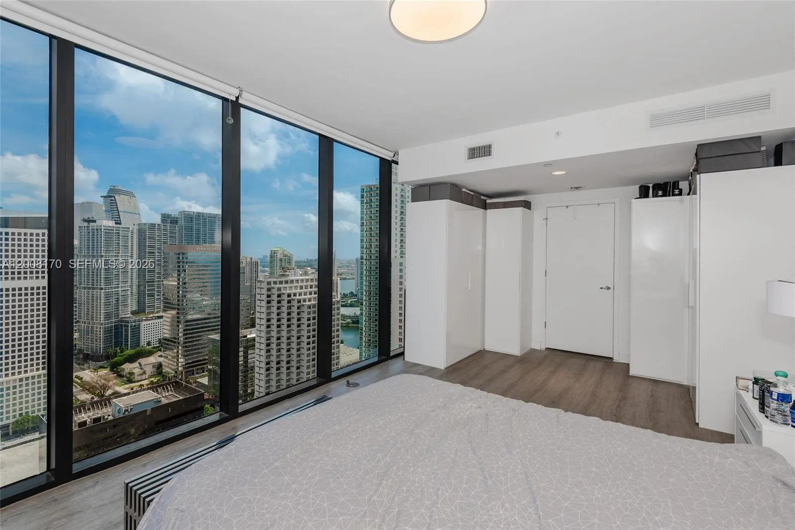 1010 Brickell Ave # 4211, Miami FL 33131