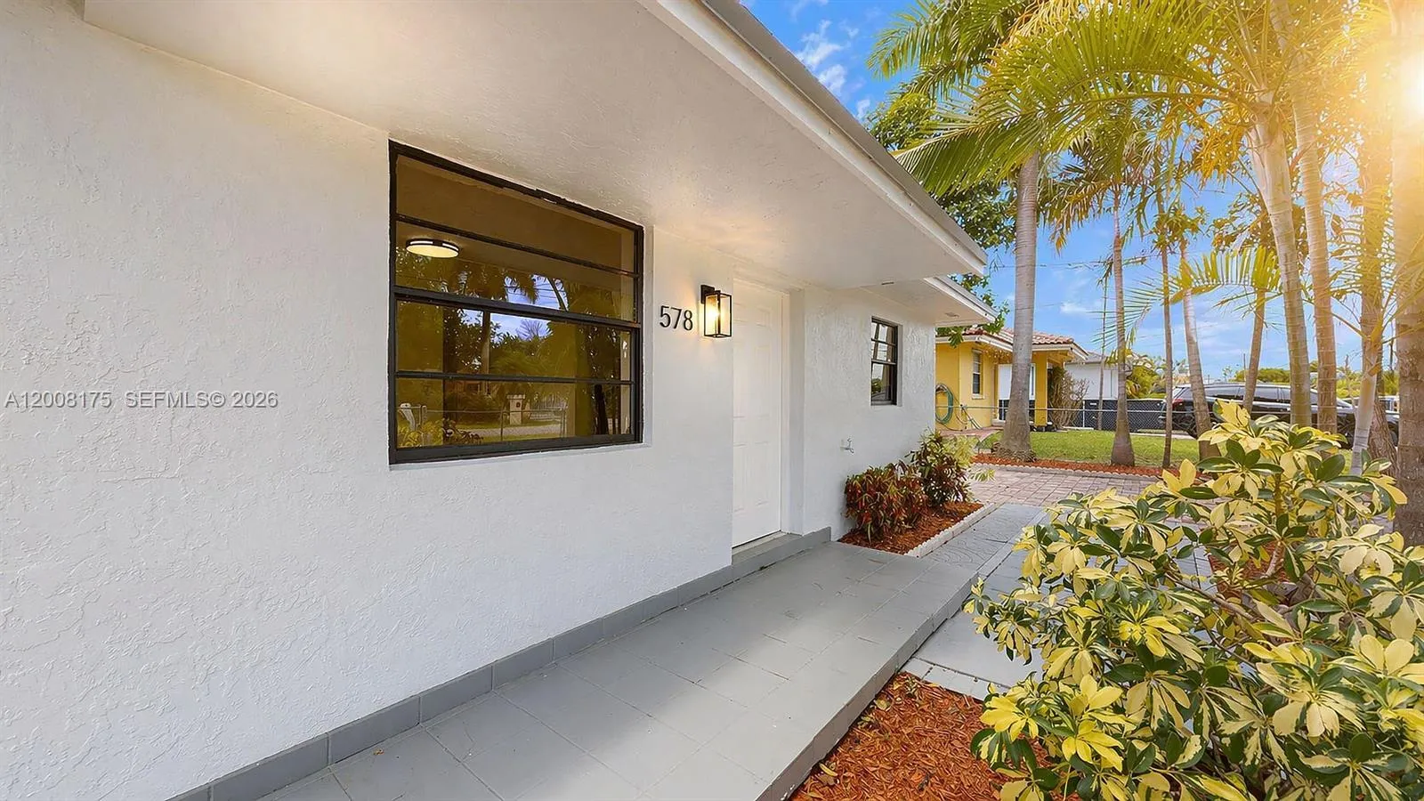 578 SW 2nd St, Florida City FL 33034