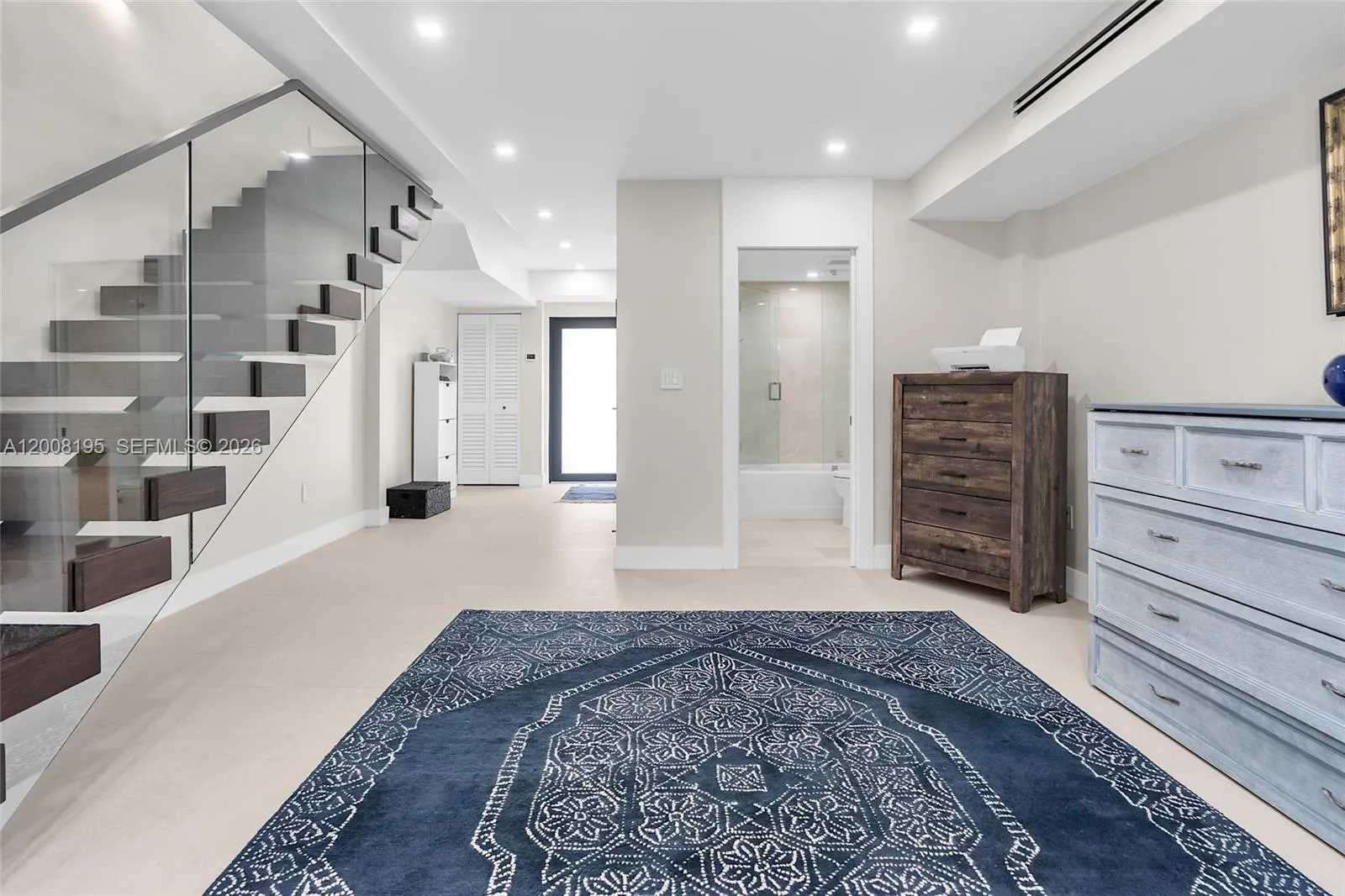 6901 Edgewater Dr # 318, Coral Gables FL 33133