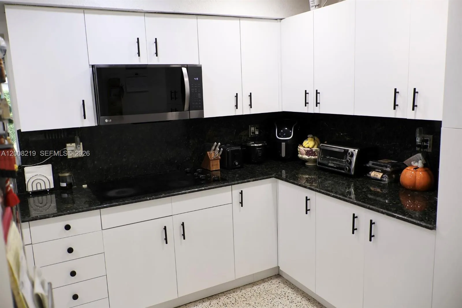 11206 SW 1st St, Sweetwater FL 33174
