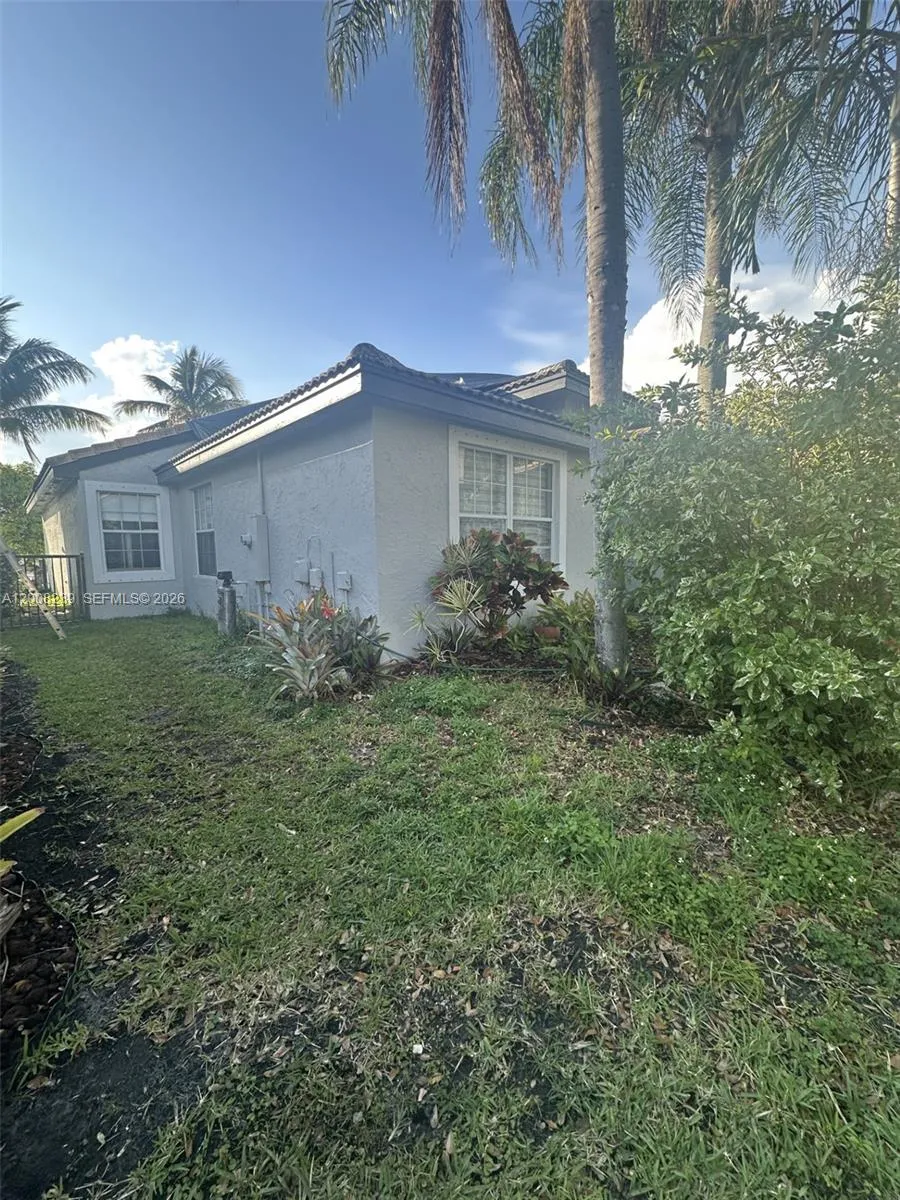 18022 SW 29th Ln, Miramar FL 33029