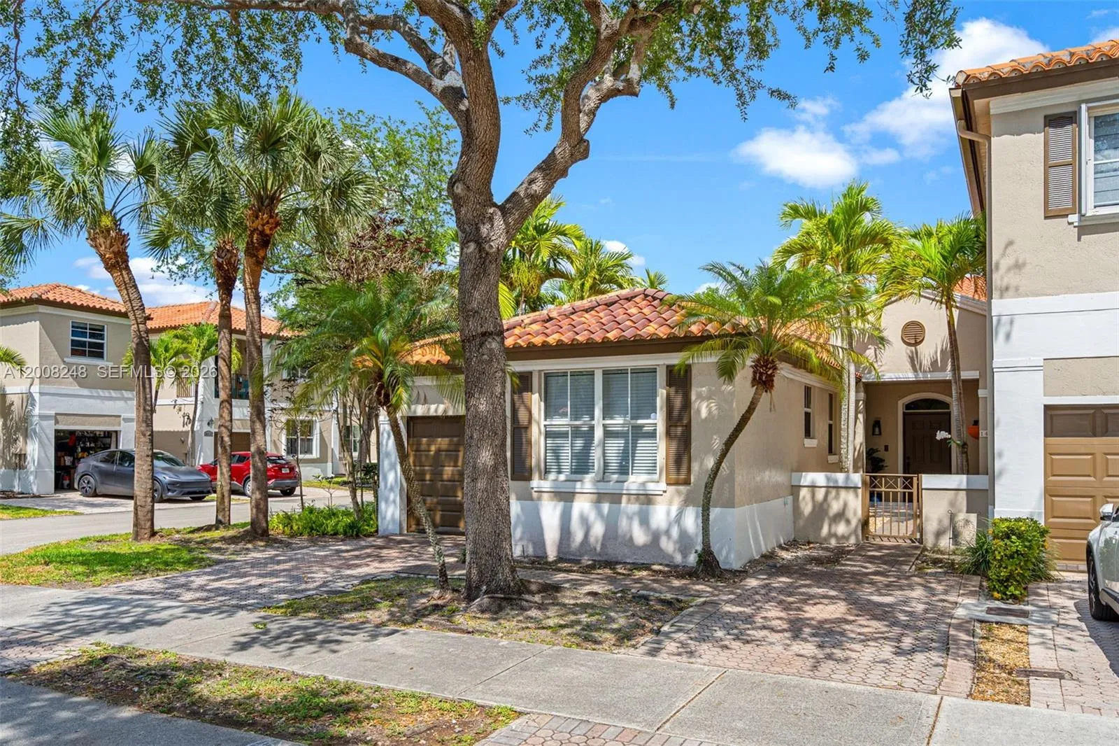 14435 NW 83rd Pl, Miami Lakes FL 33016