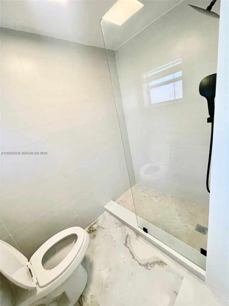 1649 NE 8th Ave # 1, Fort Lauderdale FL 33305