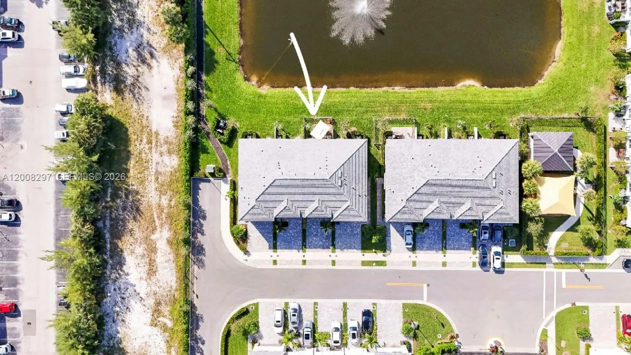 2913 Olivia Ave, Lauderdale Lakes FL 33311