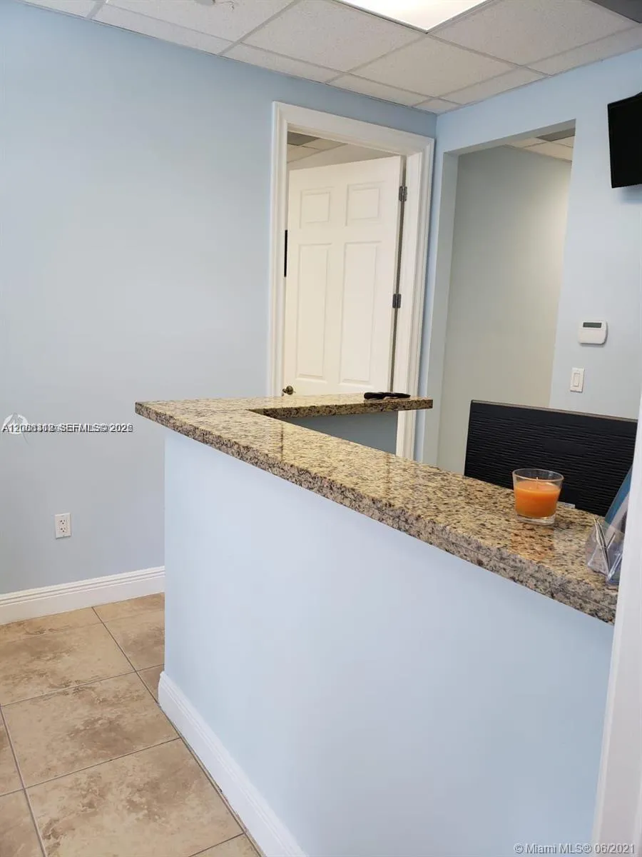 5801 NW 151st St # 101, Miami Lakes FL 33014