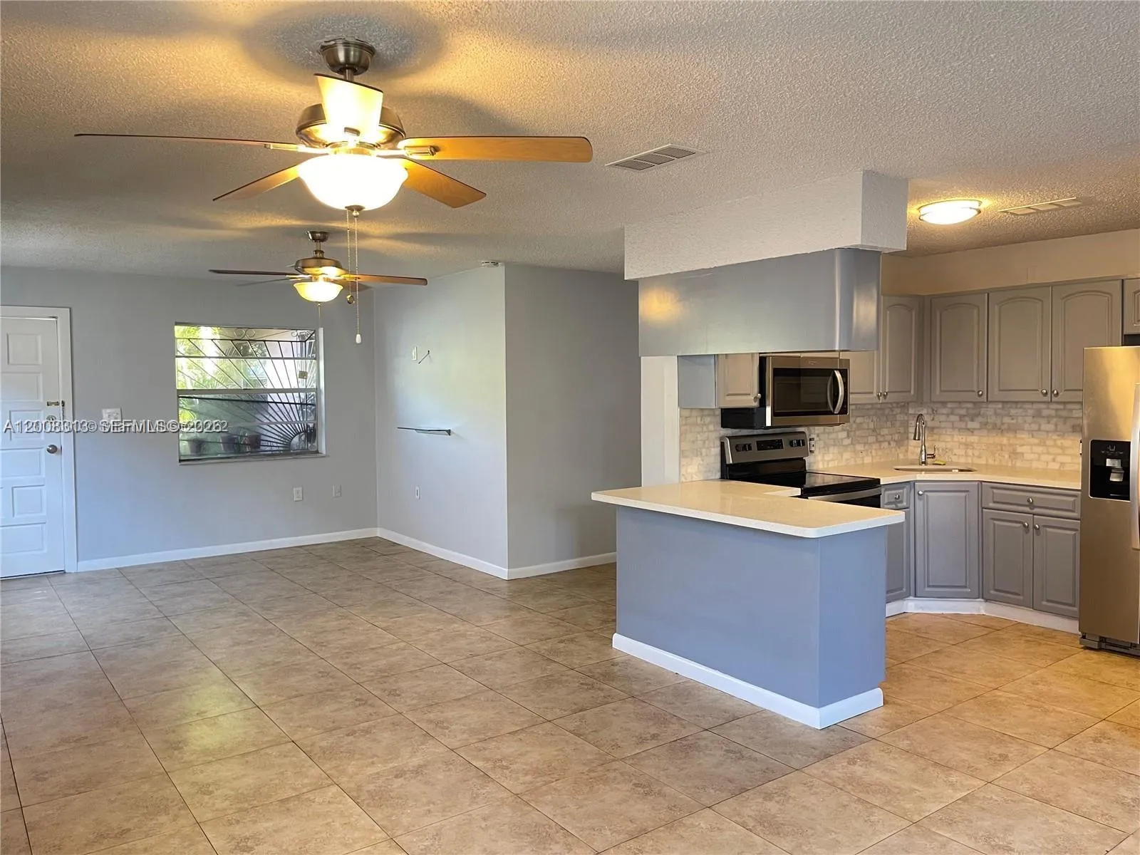 1074 NW 27th St, Miami FL 33127