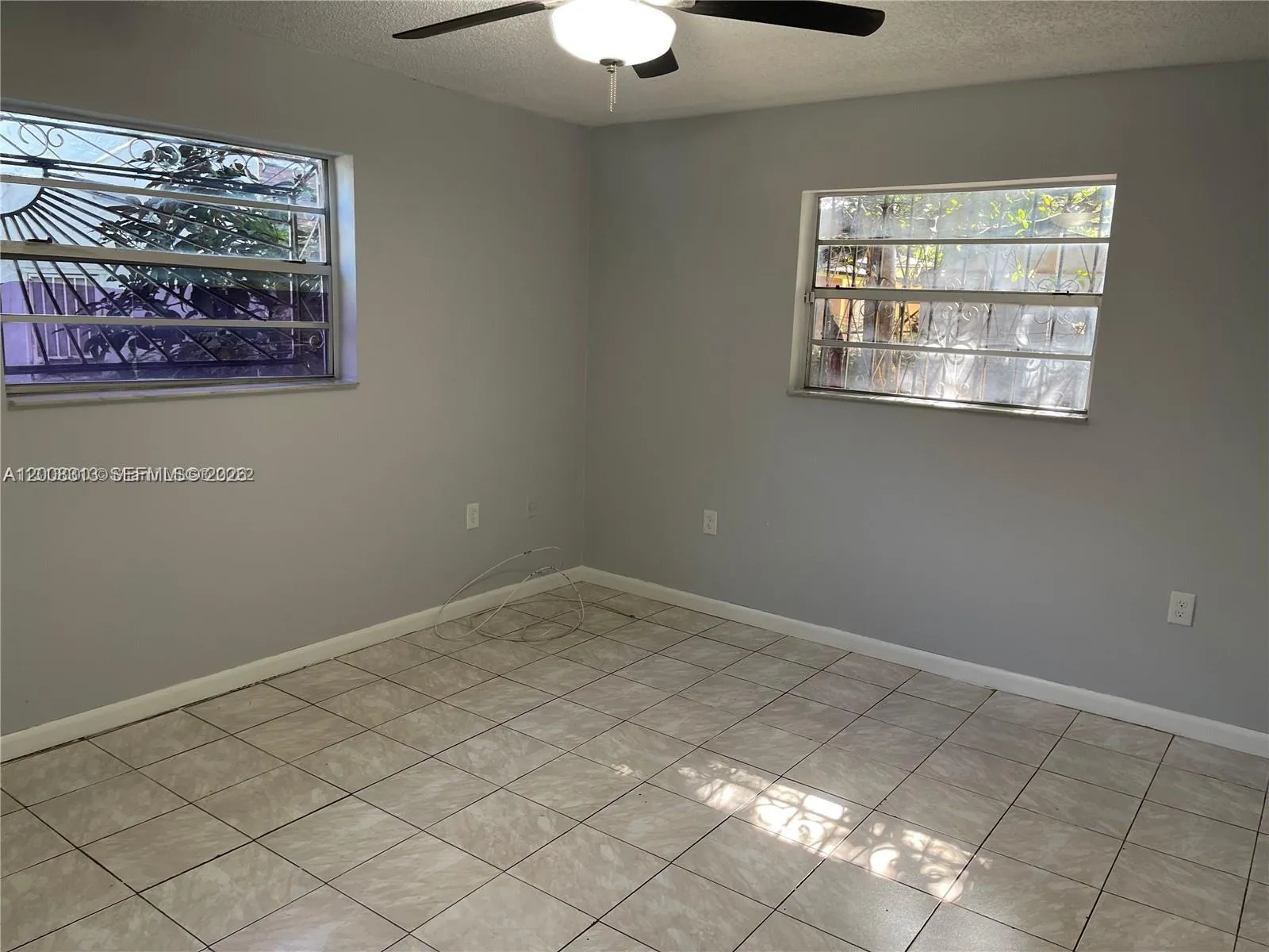 1074 NW 27th St, Miami FL 33127