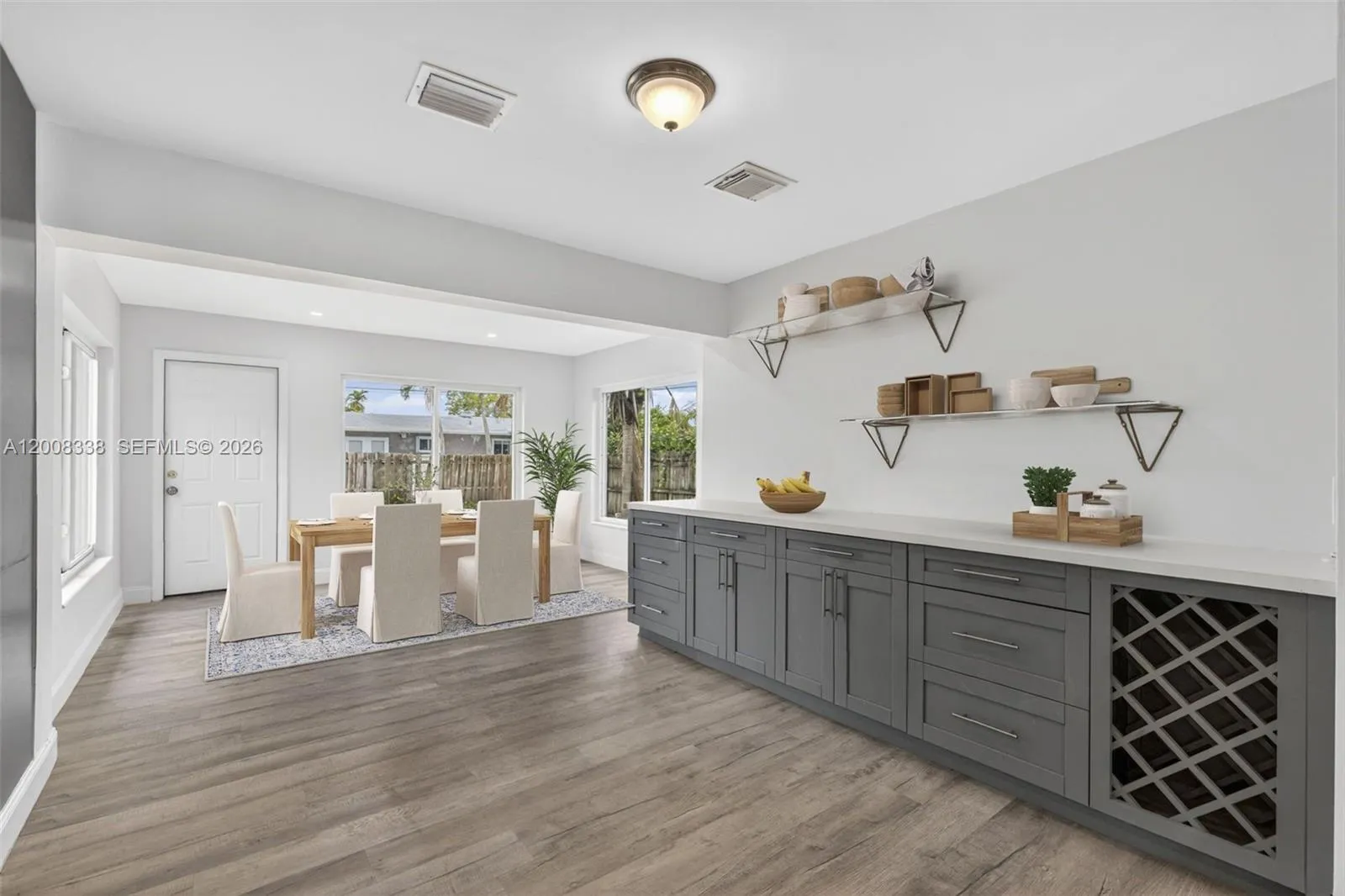 2909 NW 9th Ave, Wilton Manors FL 33311