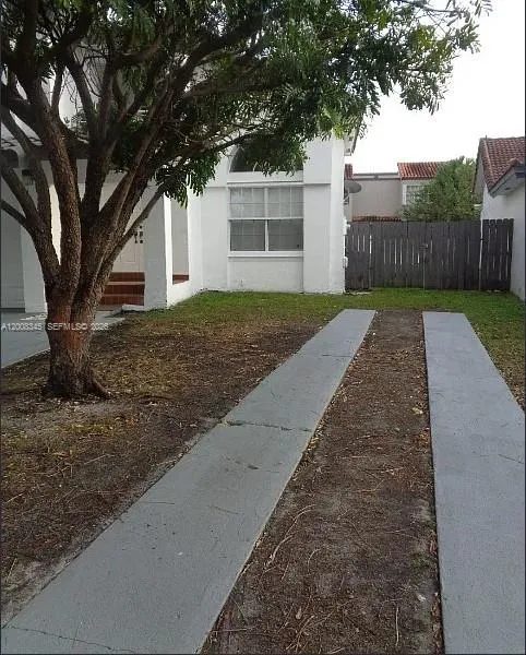 12892 SW 61st St, Miami FL 33183