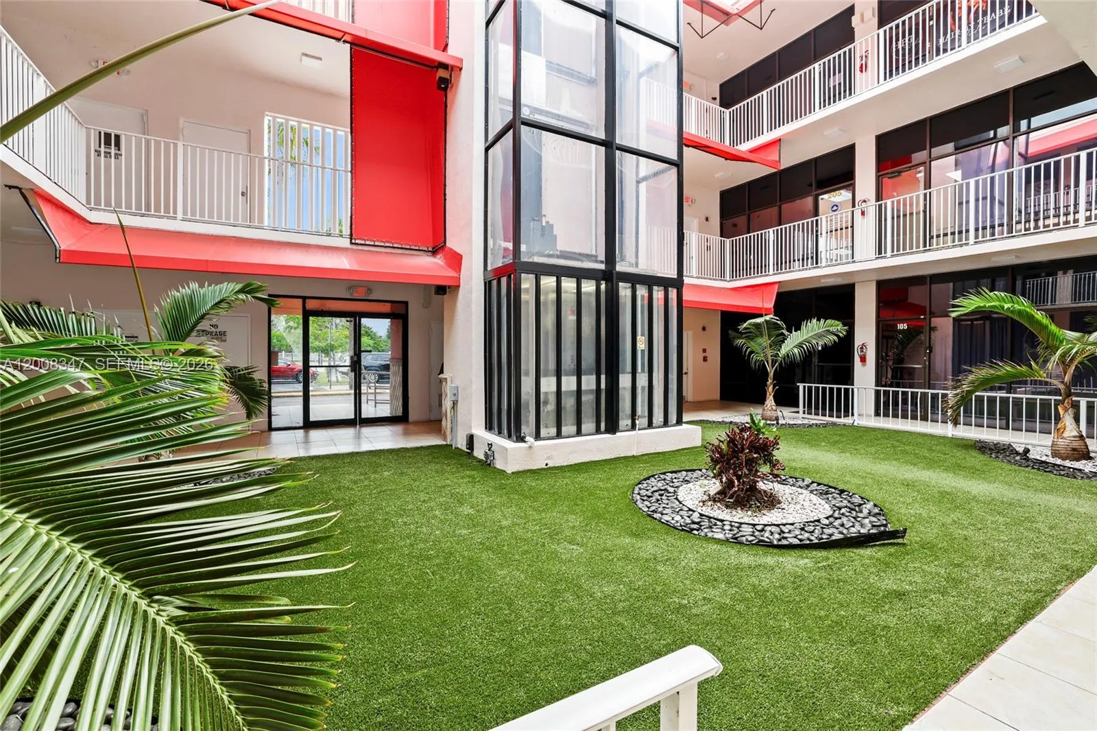 8358 W Oakland Park Blvd # G, Sunrise FL 33351