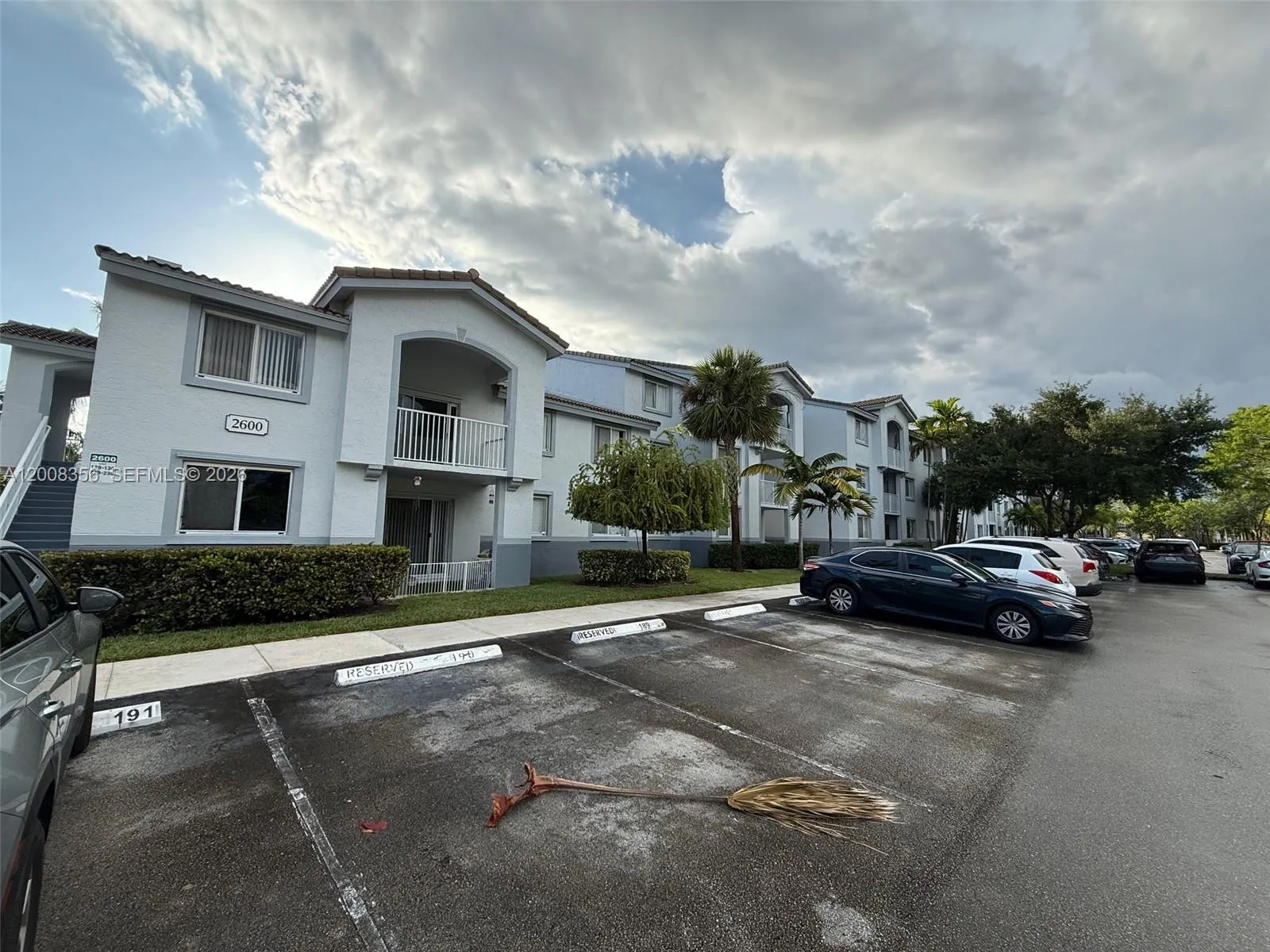 2600 S University Dr # 226, Davie FL 33328