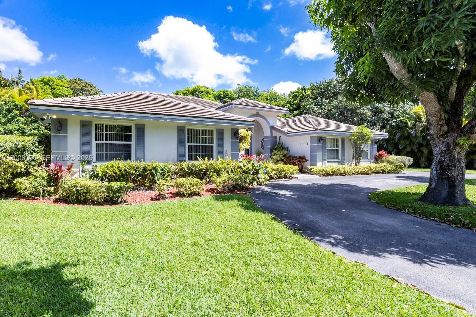 7749 SW 184th Way, Cutler Bay FL 33157