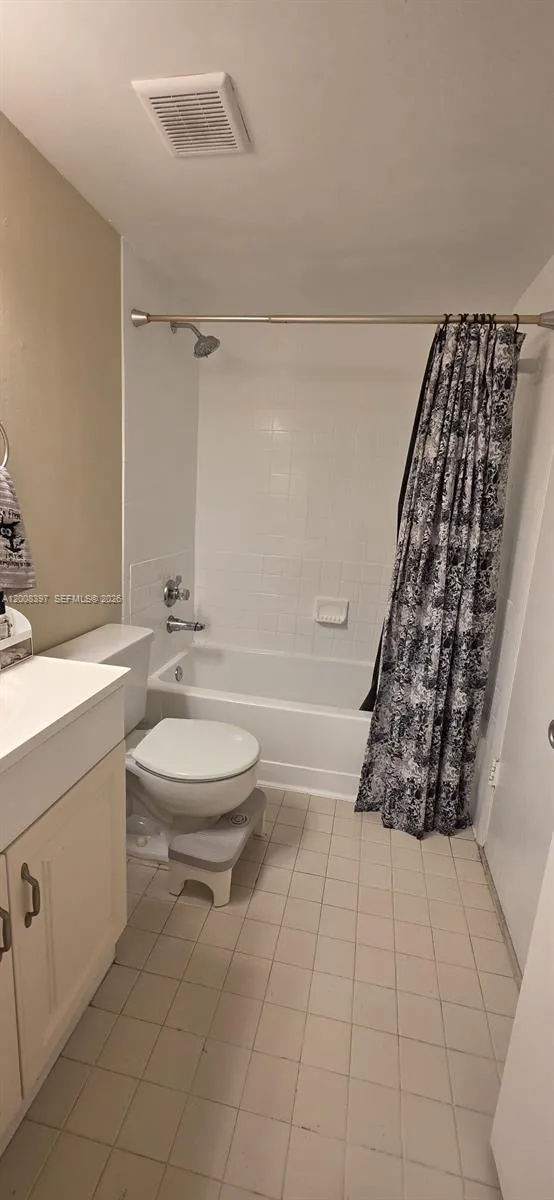 9943 Nob Hill Pl # 9943, Sunrise FL 33351