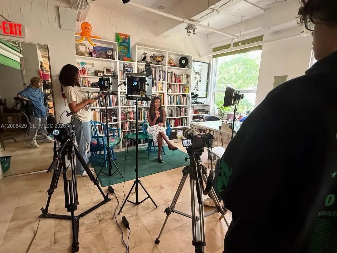 168 SE 1st St # 400, Miami FL 33131