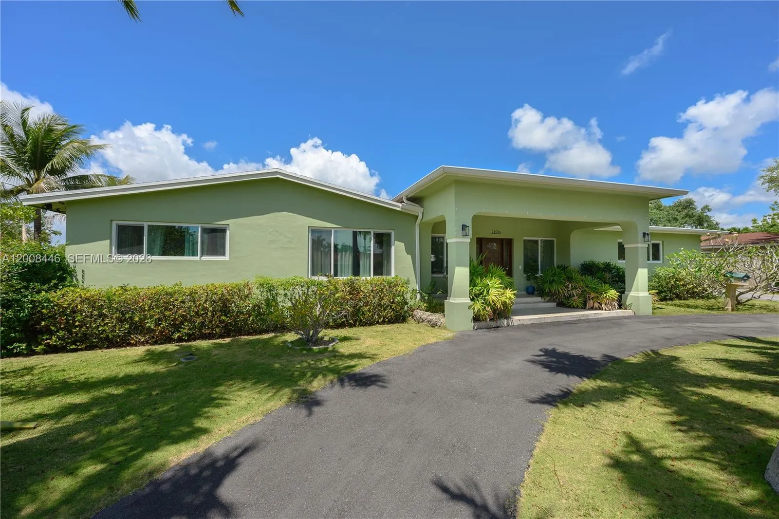 14590 SW 84th Ct, Palmetto Bay FL 33158