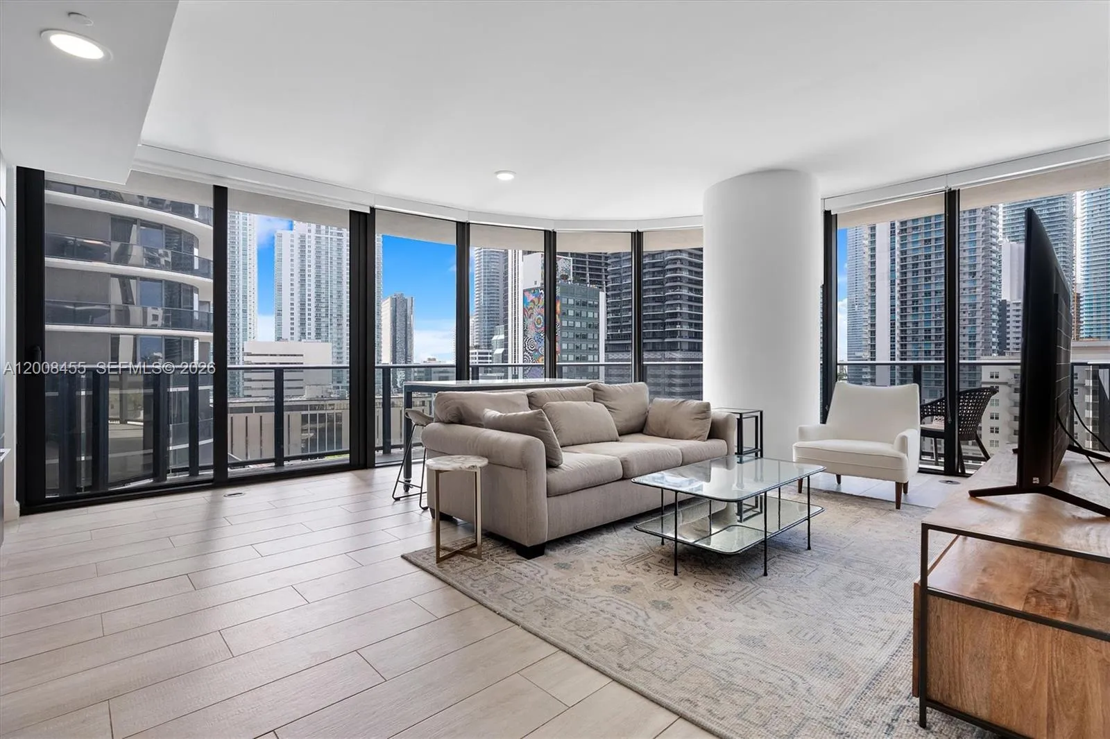 55 SW 9th St # 1103, Miami FL 33130