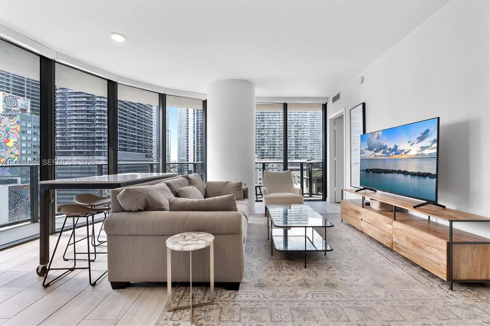 55 SW 9th St # 1103, Miami FL 33130