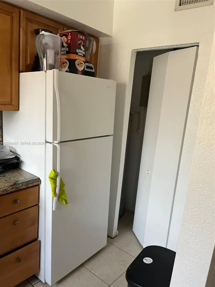 403 NW 84th St # 403, Miami FL 33150