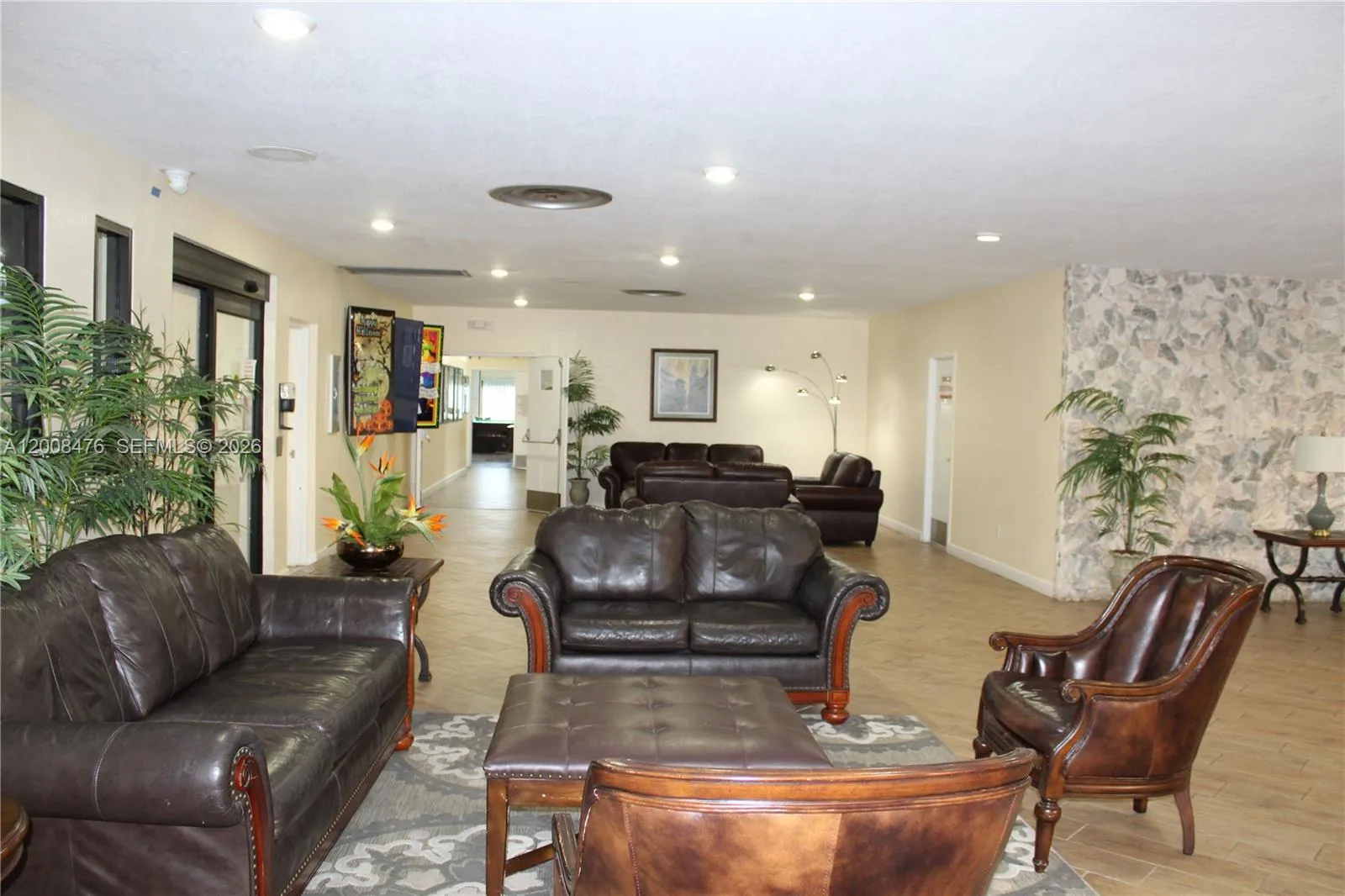 9480 Sunrise Lakes Blvd # 204, Sunrise FL 33322