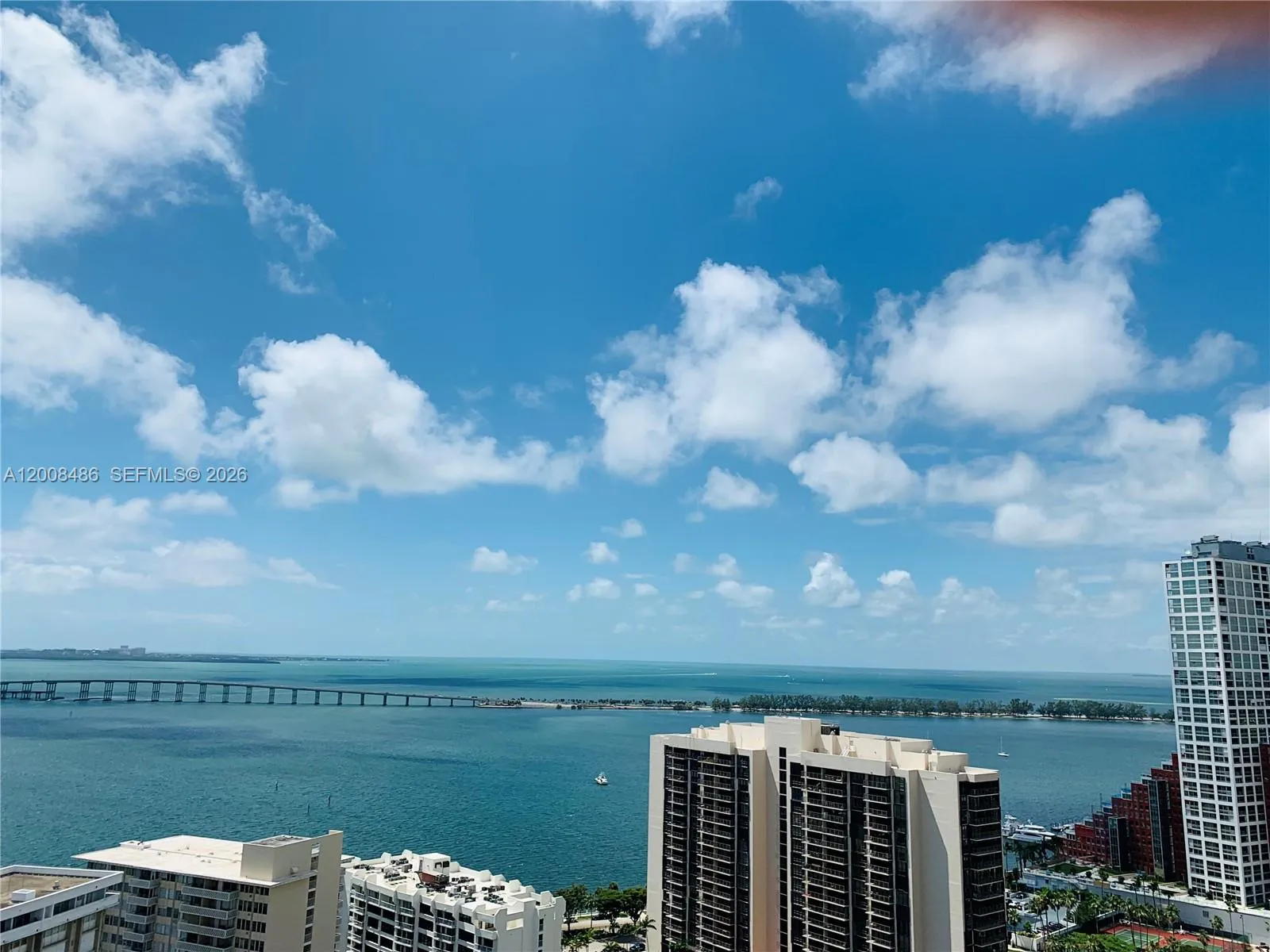 218 SE 14th St, Miami FL 33131