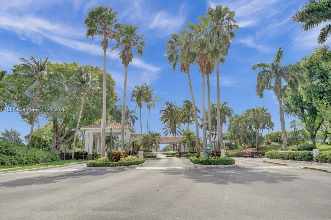 10750 NW 66th St # 203, Doral FL 33178