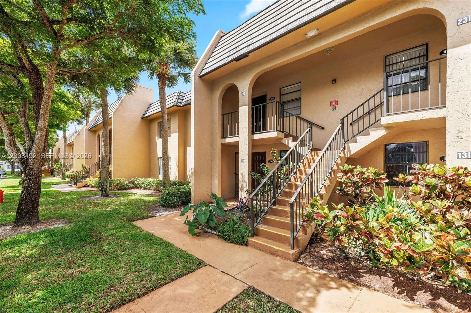 145 Lake Nancy Ln # 230, West Palm Beach FL 33411