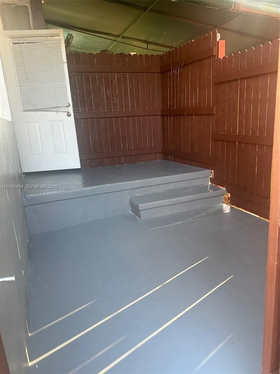 40 NW 58th Ave # 1, Miami FL 33126