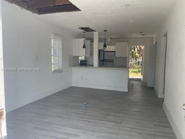 410 NW 9th St, Hallandale Beach FL 33009