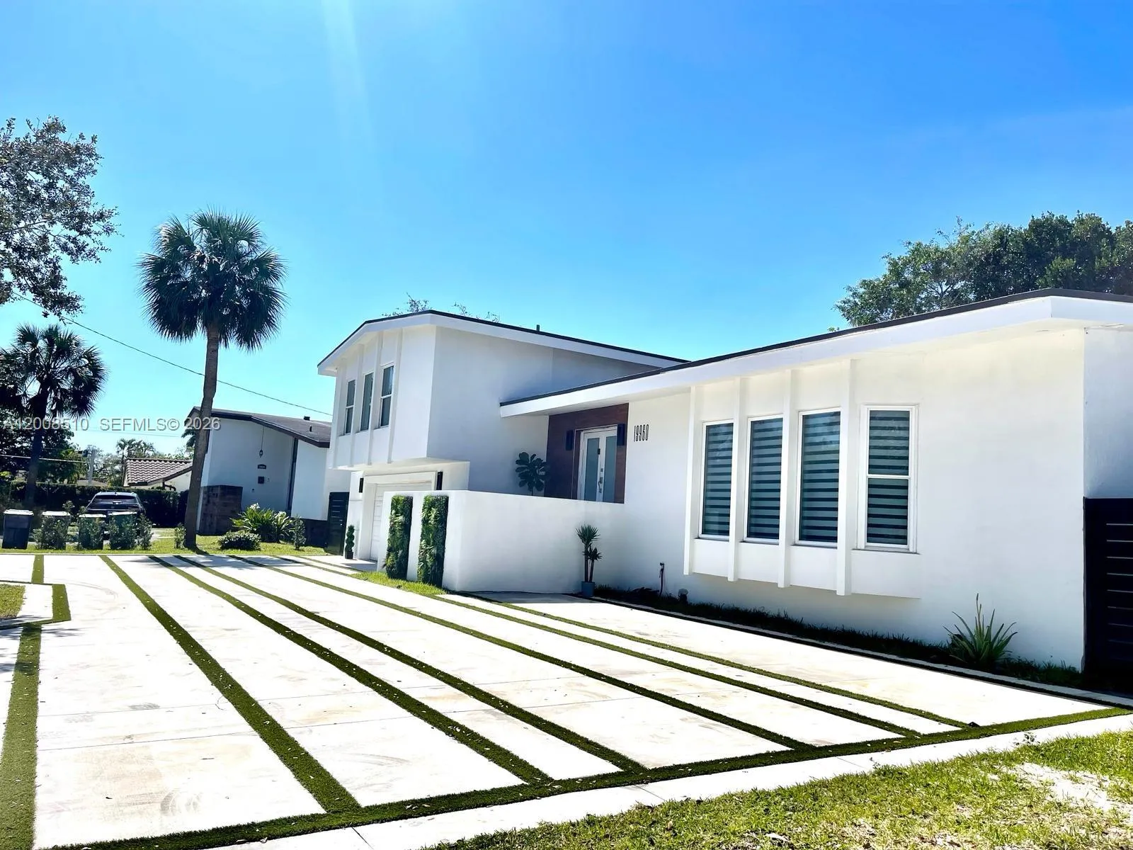 19960 Highland Lakes Blvd, Miami FL 33179