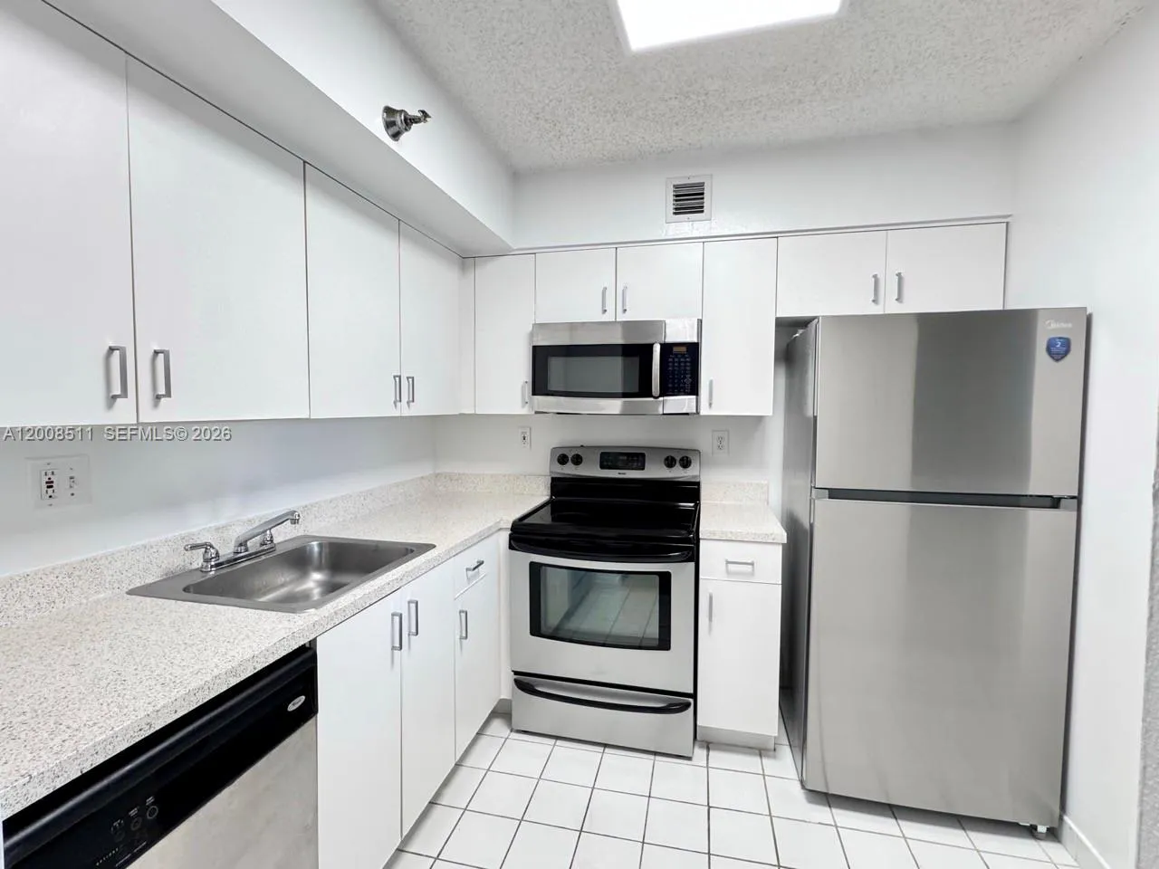 3300 NE 191st St # 516, Aventura FL 33180