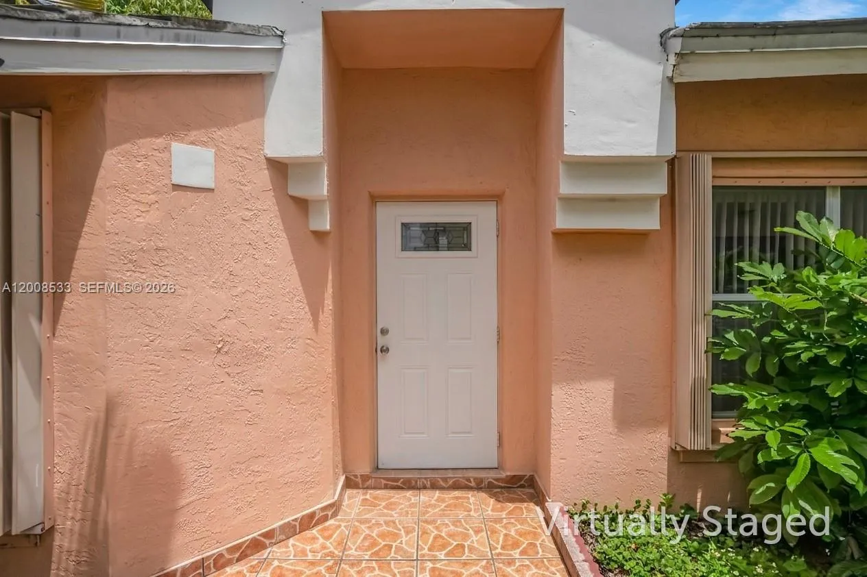 18825 NW 52nd Ct, Miami Gardens FL 33055