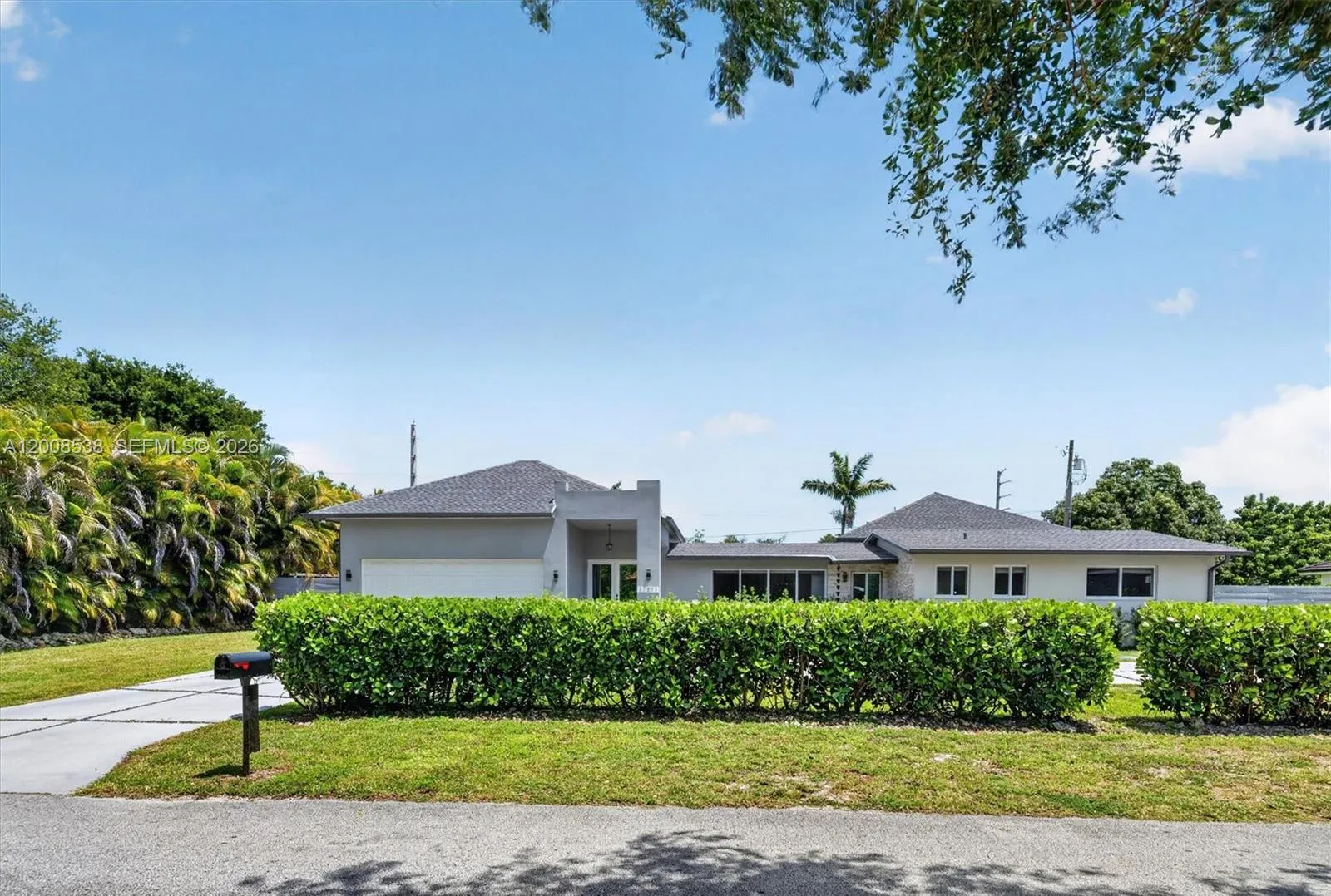 11811 SW 82nd Rd, Miami FL 33156