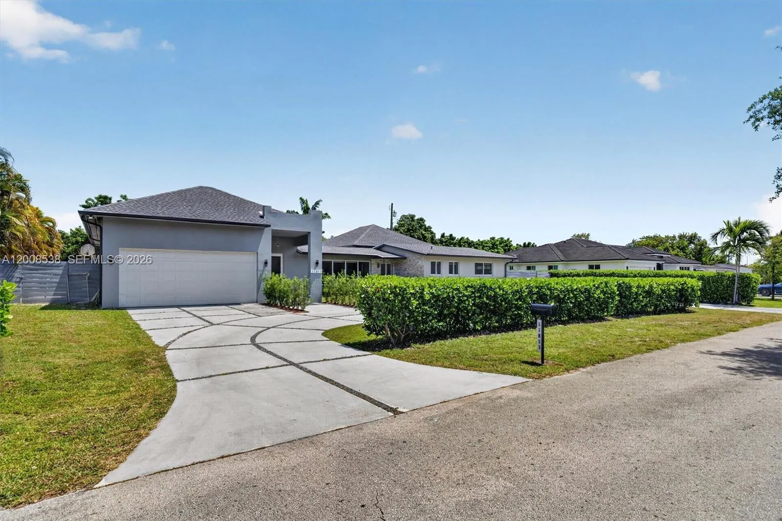 11811 SW 82nd Rd, Miami FL 33156