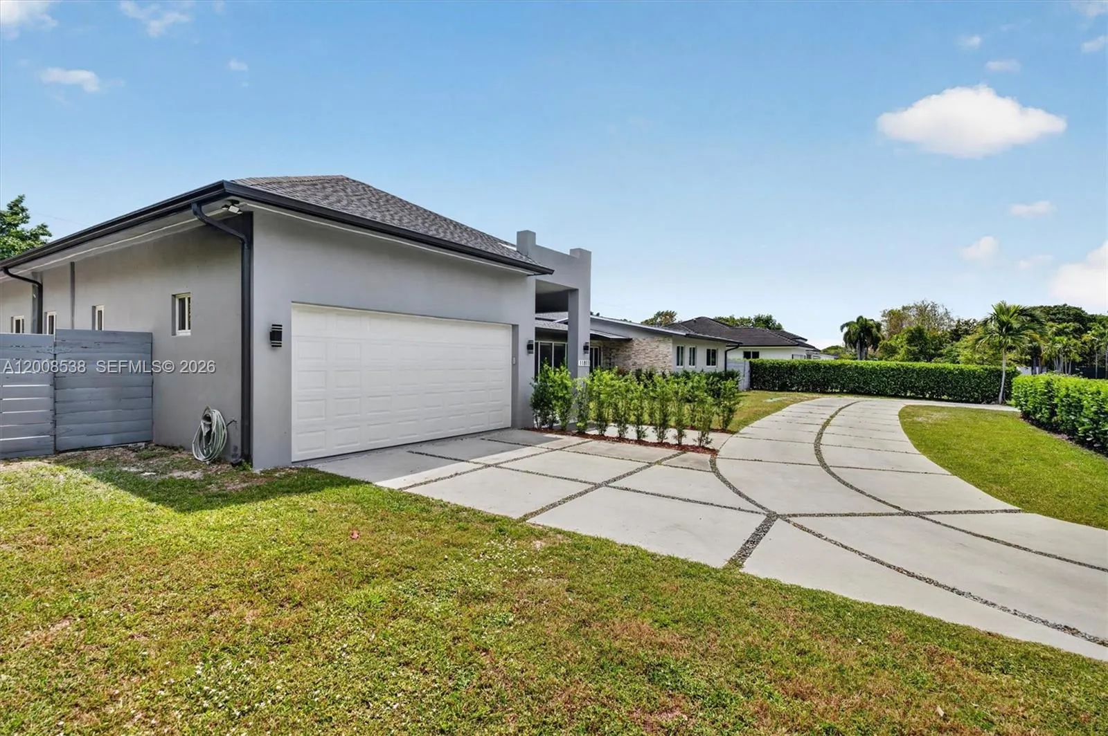 11811 SW 82nd Rd, Miami FL 33156