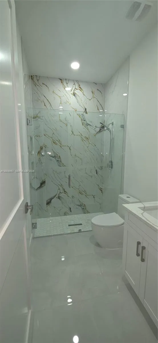 322/324 Poplar # 22, Lehigh Acres FL 33974