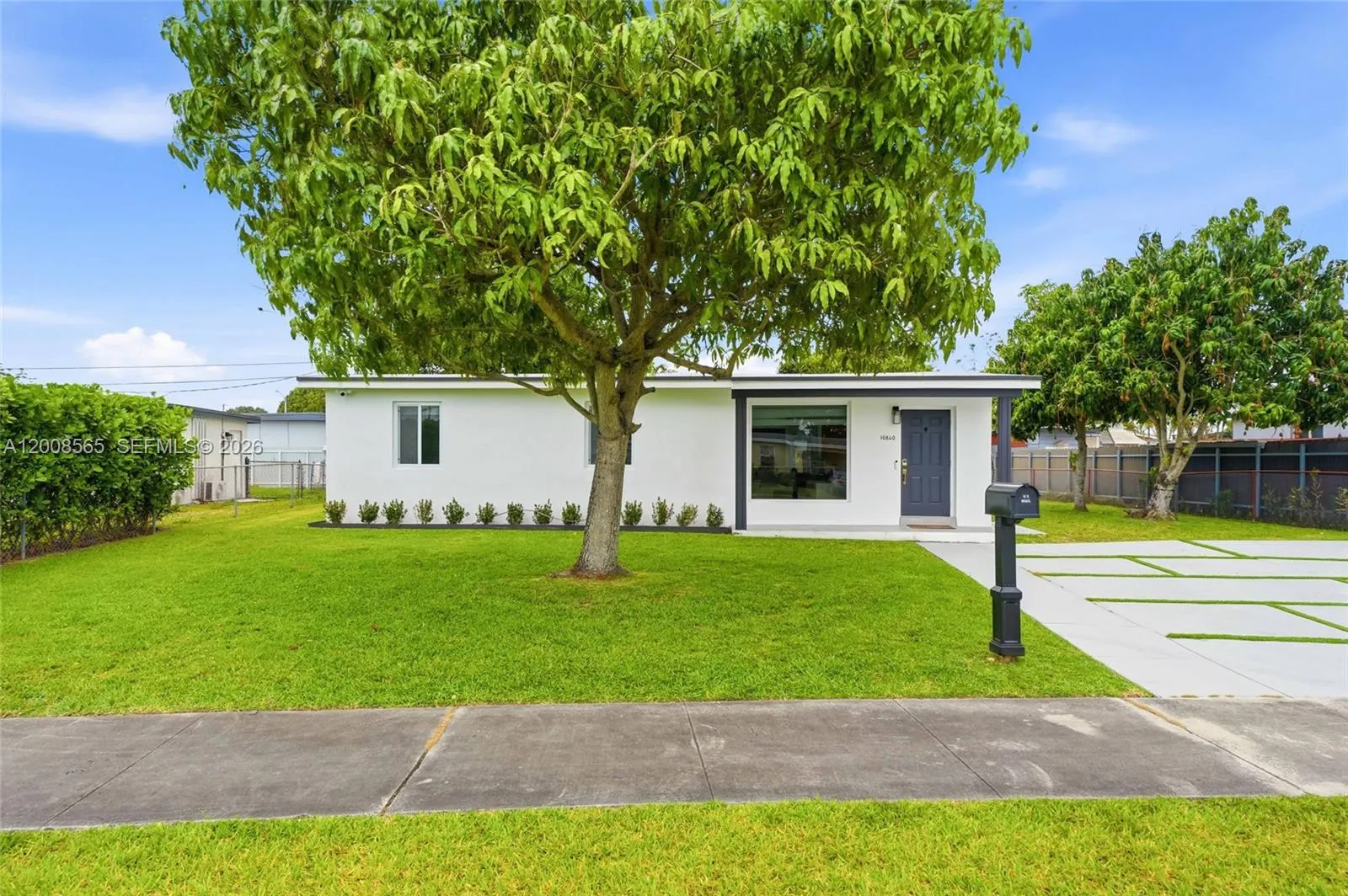 10860 SW 40th Ter, Miami FL 33165