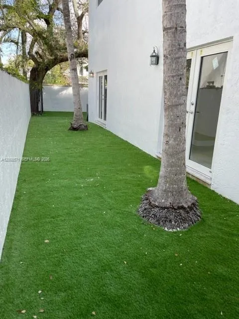 3080 Bird Ave # 5, Miami FL 33133