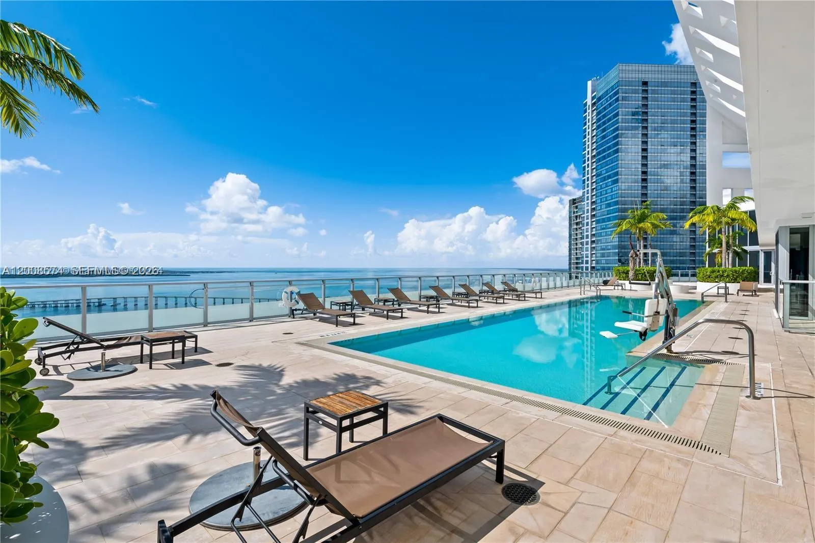 1300 Brickell Bay Dr # 807, Miami FL 33131