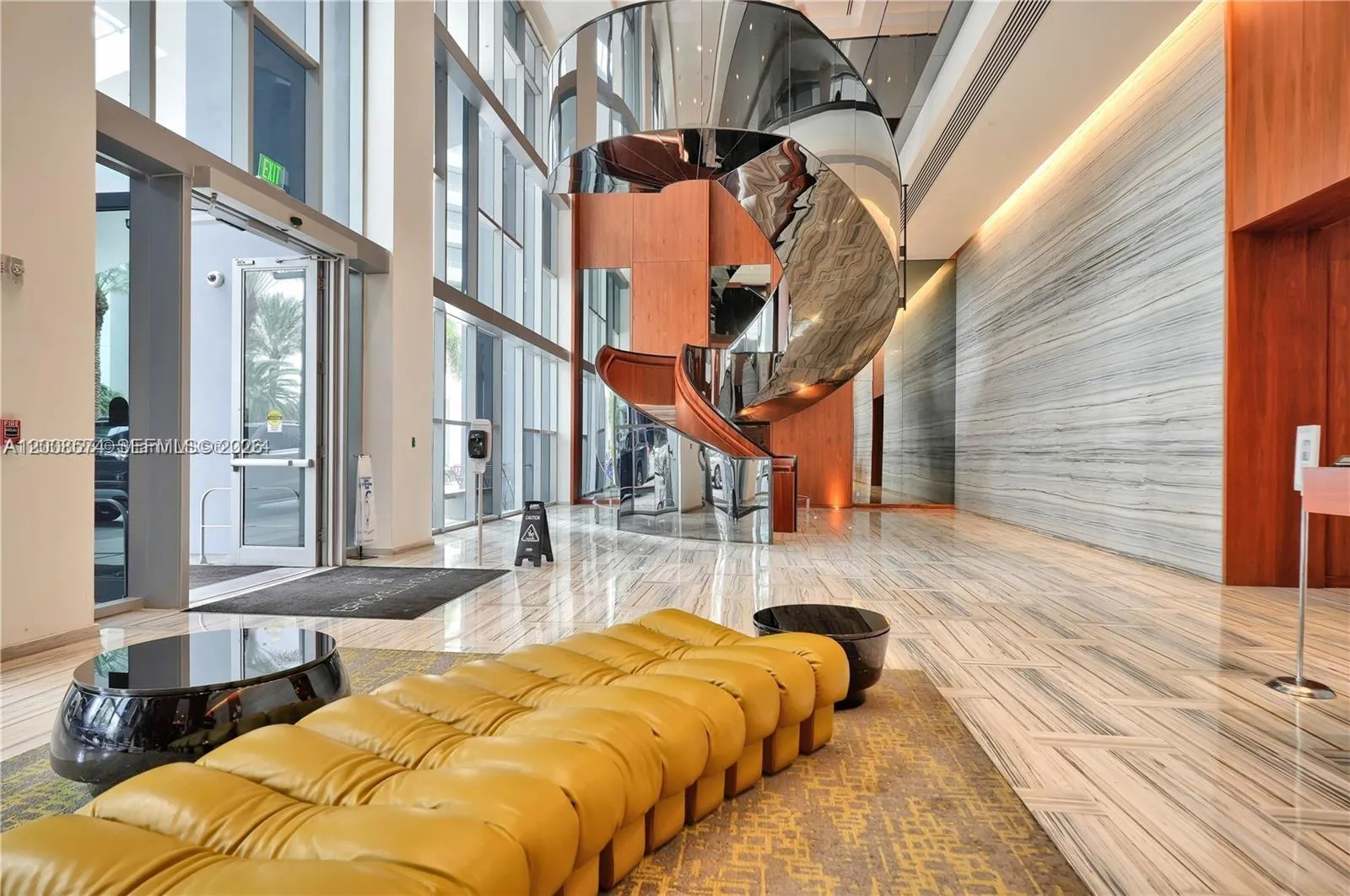 1300 Brickell Bay Dr # 807, Miami FL 33131