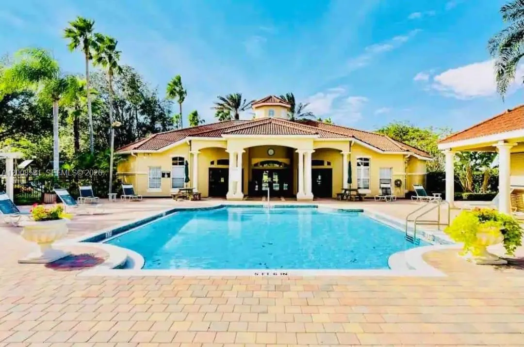 8520 Sunrise Key Drive # 1, Kissimmee FL 34747