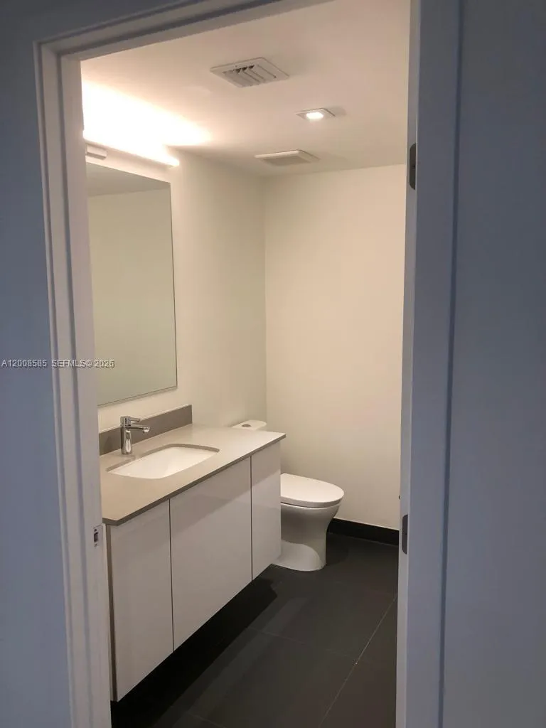 1600 NE 1st Ave # 1814, Miami FL 33132