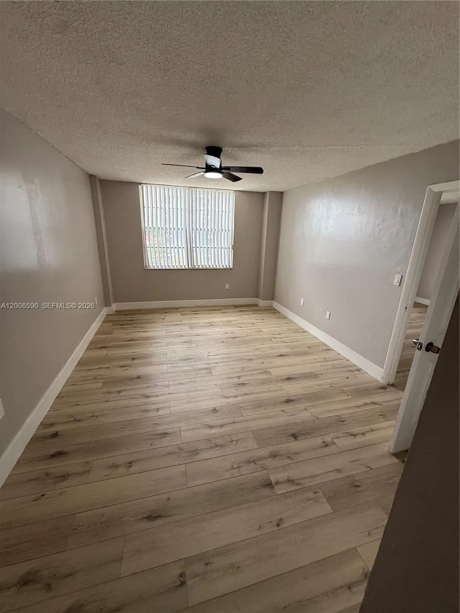 15600 NW 7th Ave # 618, Miami FL 33169