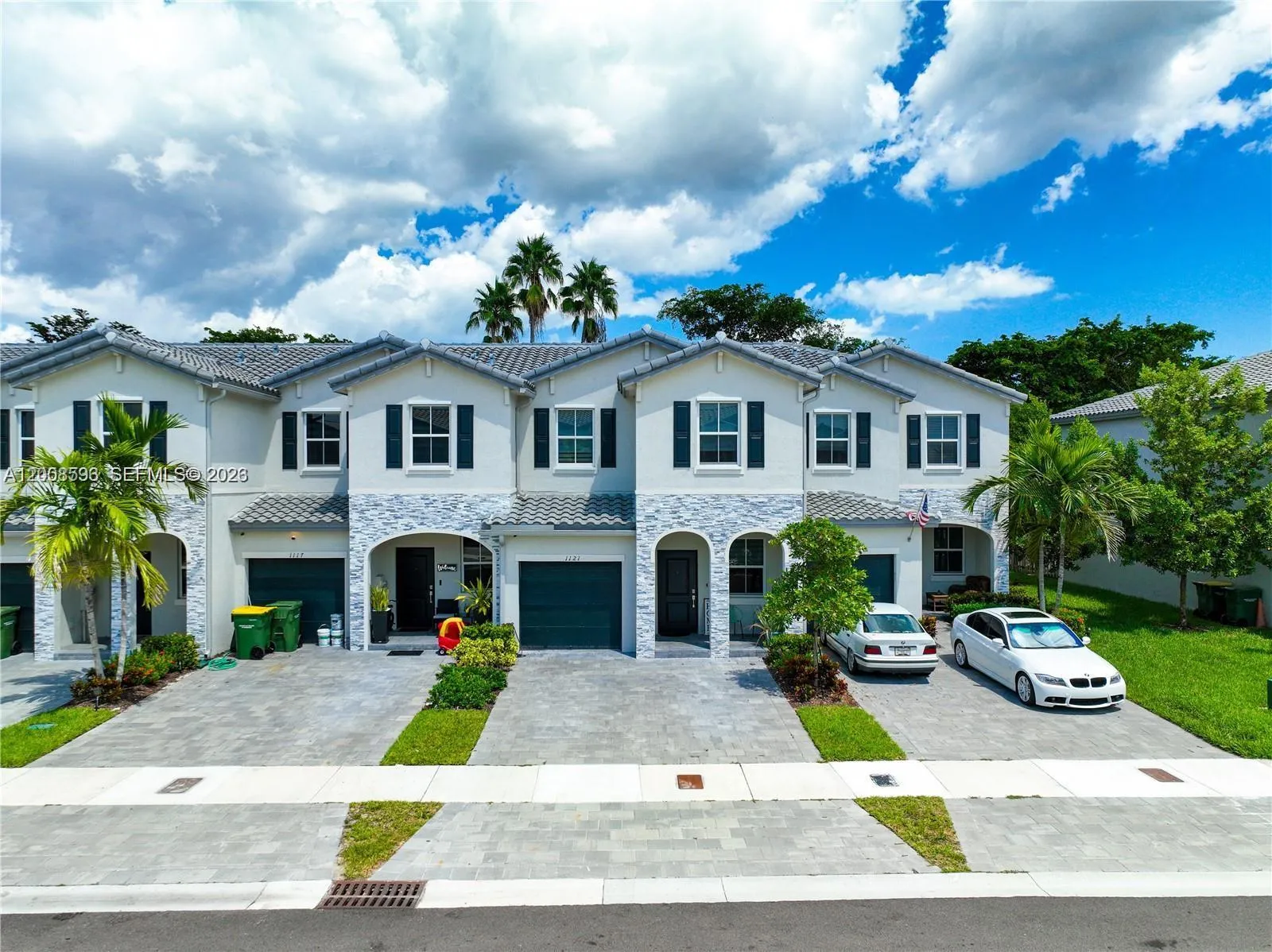 3 bedroom 2 bath for sale at 1121 SE 27th Ter, Homestead FL 33035