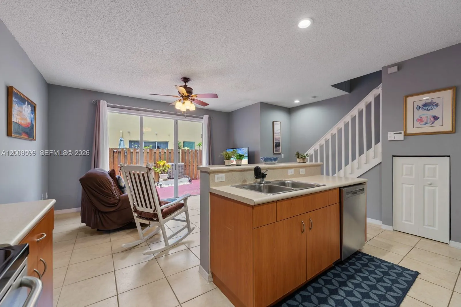 934 NE 42nd Ter, Homestead FL 33033