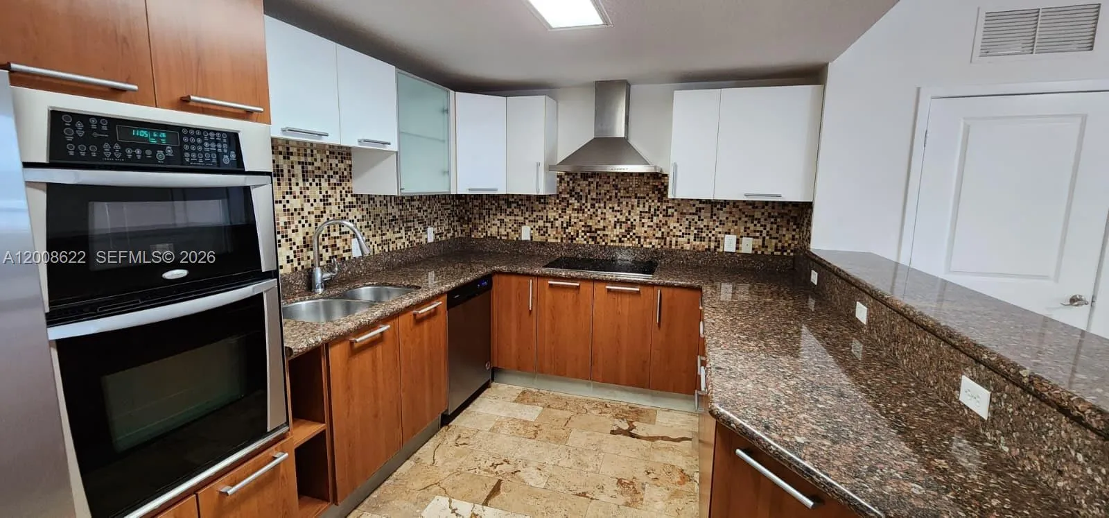 170 SE 14th St # 1408, Miami FL 33131